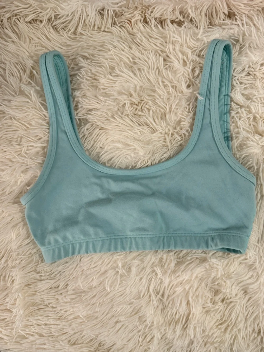 Aritzia TnAction biker shorts and bra set - Picture 3 of 8